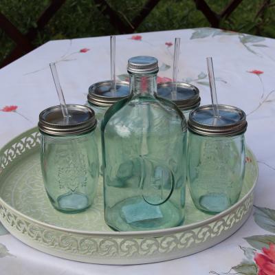 skleněná láhev s víčkem 1,4l